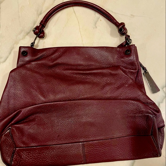Vince Camuto Leather Handbag purple maroon - Picture 2 of 4
